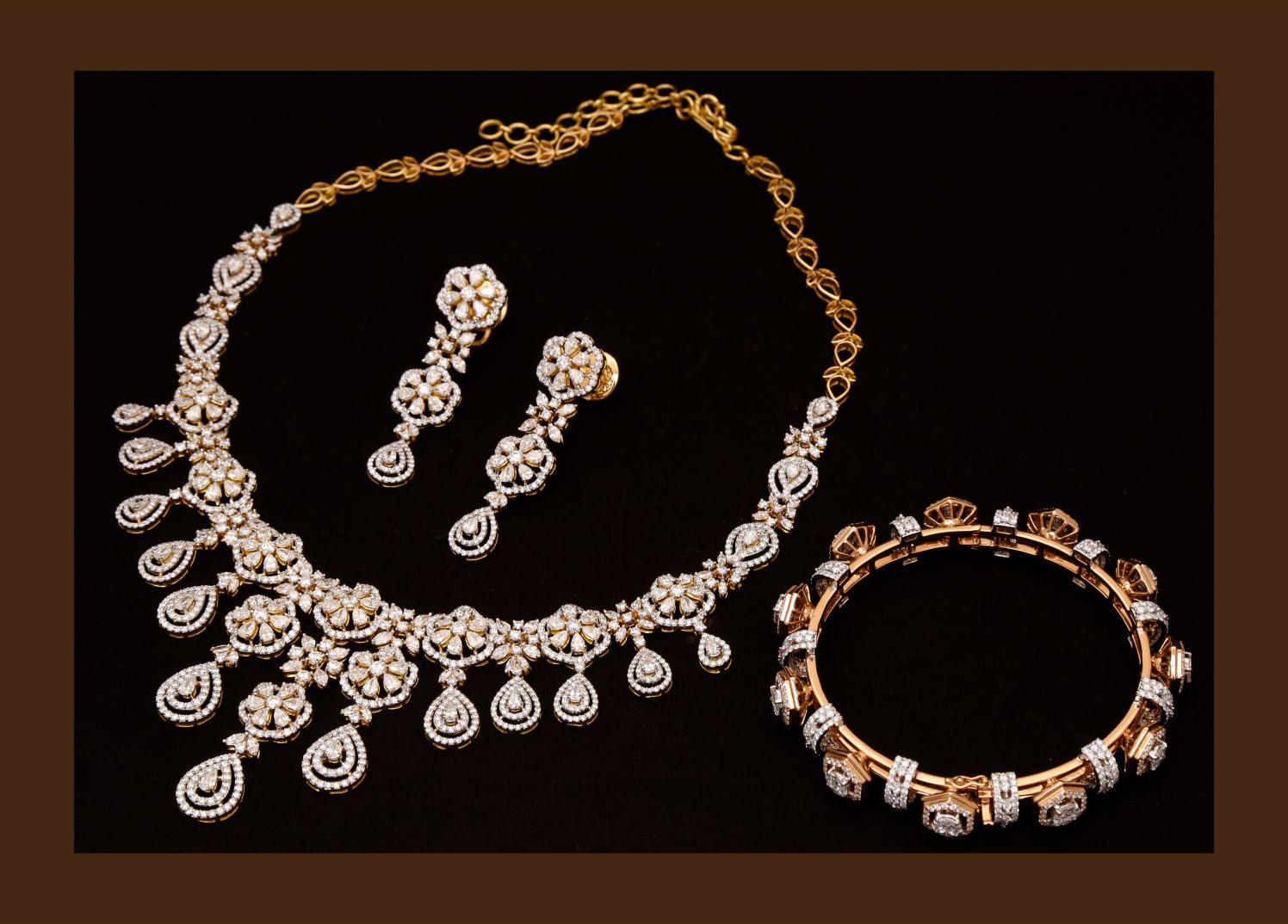 Discover Exquisite Traditional Indian Diamond Necklace Designs